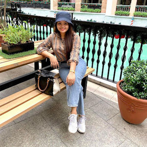 Meet your Posher, Christine joy